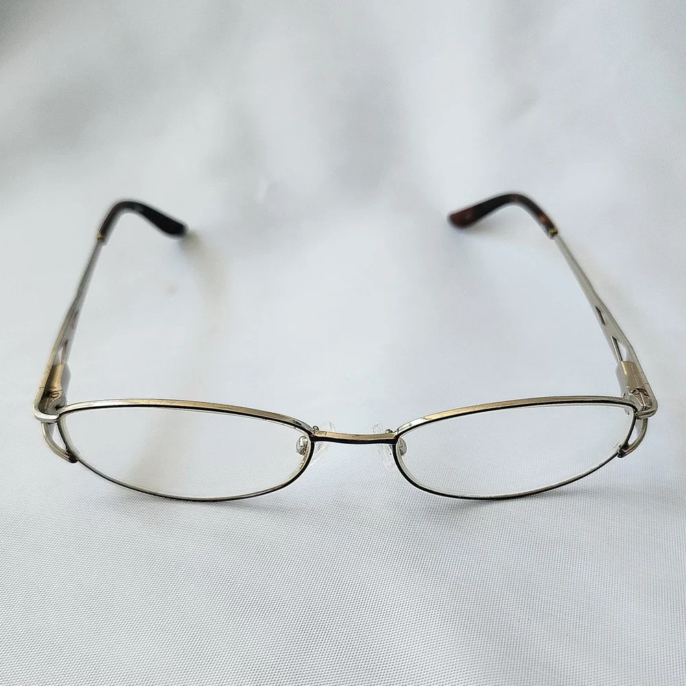 Tura Mod 579 Purple Silver Oval Eyeglass Frames Women 53-17-135 Geometric Temple